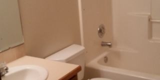 Beautiful Home with Hobby Shop and RV PARKING Gallery 16