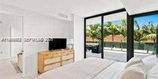 9901 W Bay Harbor Drive Gallery 49