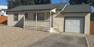 3 bedroom, 1 bath Single Family Home Gallery 1