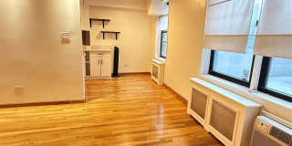 13705 Franklin Avenue Gallery 8