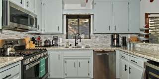 198 E Zermatt Gallery 16