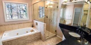 1865 Oak Tree Hollow Gallery 20