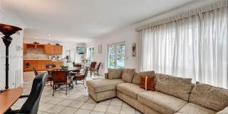 2889 NE 35th St Gallery 36