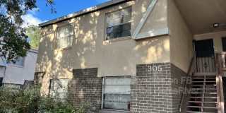 305 E Whitehall Ct 305 E Whitehall Ct Gallery 1