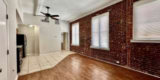 229 N Poplar Street Gallery 8