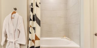 Preston Hollow Village Gallery 17