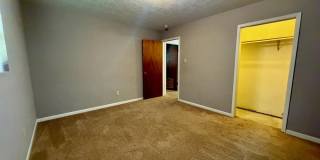 322 N LHS Drive Gallery 16