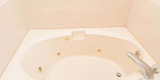 3292 Huntington Circle Gallery 1