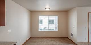 Oak Springs Apartments Gallery 15