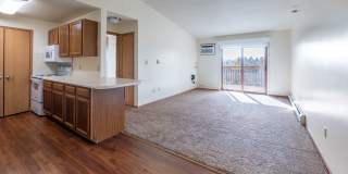 Oakland Pointe Gallery 8