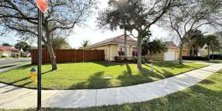 19010 SW 10th Street Gallery 3