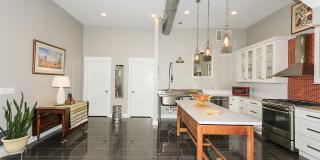 2354 Riverside Drive Gallery 3