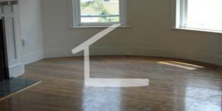 Nicely renovated 4 bed unit near BU and the Green Line. Gallery 12