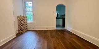 Stunning 3-Bedroom Townhome in Carroll Park! Available NOW! Gallery 7