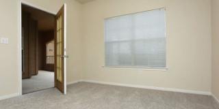 20211 Huebner Rd, #114 Gallery 4