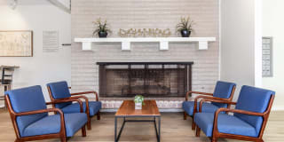 Emerald Victoria Apartments Gallery 2