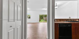 5043 SW 140th Ter Gallery 6