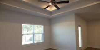 4-Bedroom Home - Community Pool Gallery 7
