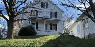 138 Charles Street Gallery 1