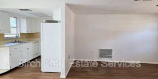 4813 Elmwood Street Gallery 8