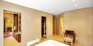 500 Fairway Drive Gallery 21