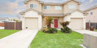 3 bedroom Townhome in NW side for Rent! 50% off first months rent: November 2023 Special! Gallery 1