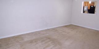 Middle River Townhome! Gallery 8