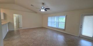 6135 Higgins Avenue Gallery 8