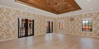 674 Ocean Blvd Gallery 24