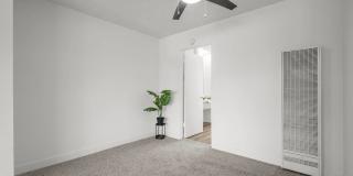 Sunset Square Gallery 42