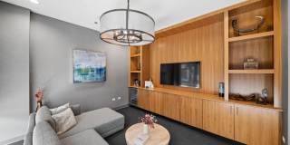 Luxe on Chicago Gallery 49