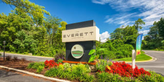 The Everett Gallery 32