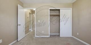 SPRING SPECIAL: 1/2 OFF FIRST MONTHS RENT - Two Bedroom Ranch Duplex in Columbia! Gallery 14