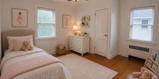 432 Beach Avenue Gallery 18