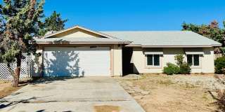 Charming 3 Bedroom, 2 Bath Home with Sunroom – Hesperia Gallery 1