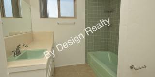 Spacious 3 Bed 2 Bath Eastside Home w/Huge Yard & Fireplace Gallery 26