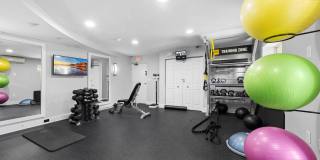 Gainsborough Court, Churchill Mews, and Copperfield Square Apartments & Townhomes Gallery 44