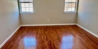 2445 East Huntingdon Street Gallery 19