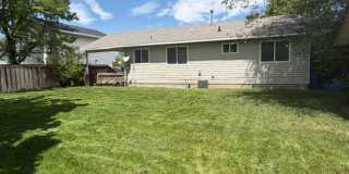 Cozy PG 3-Bedroom -- Large Fenced Yard Cozy PG 3-Bedroom -- Large Fenced Yard Gallery 11