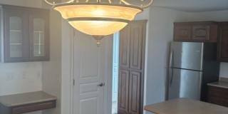 Great Location! Lots of Amenities Gallery 10