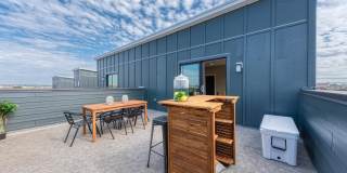 917 GRUNDY Street Gallery 39
