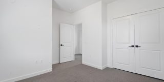 10928 Norwich Avenue Gallery 20