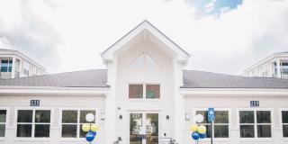 Woodlands Creekside Gallery 16