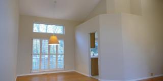 2052 SPICE Lane Gallery 9