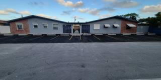 1821 N 17th Ct Gallery 1