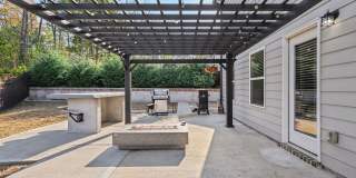 Modern 4BR/2.5BA Home in Lithonia w/Hot Tub & Outdoor Firepit Gallery 34
