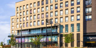 The Edmund Gallery 32