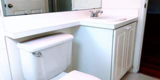 3 Bedroom ADORABLE HOME With Fenced Yard, Nicely Laid Out! Gallery 12