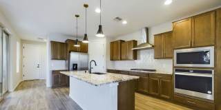 Pulte Townhouse Available Now! Gallery 3