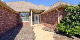 Gated in West Edmond! Storm Shelter! Tons of Space! Gallery 4